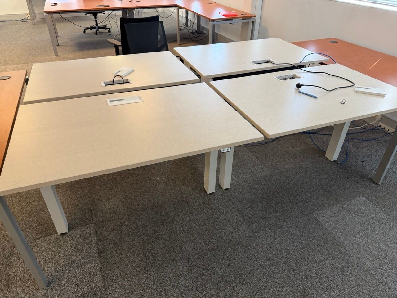 Bureau éléctrique Steelcase
