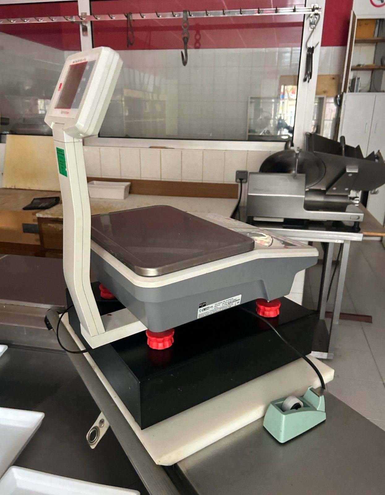 Balance connectée SKIPPER 7000 OHAUS avec tiroir-caisse