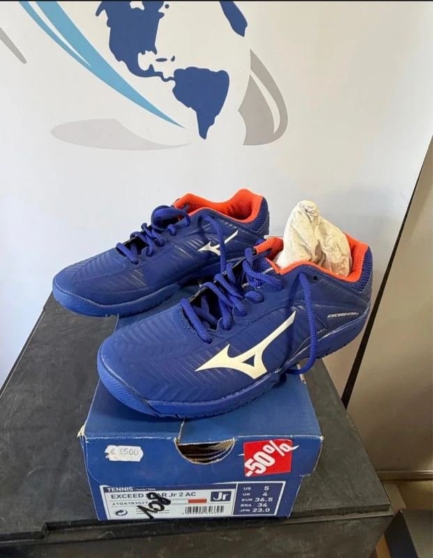 Paire de chaussure taille 36,5 JR neuve